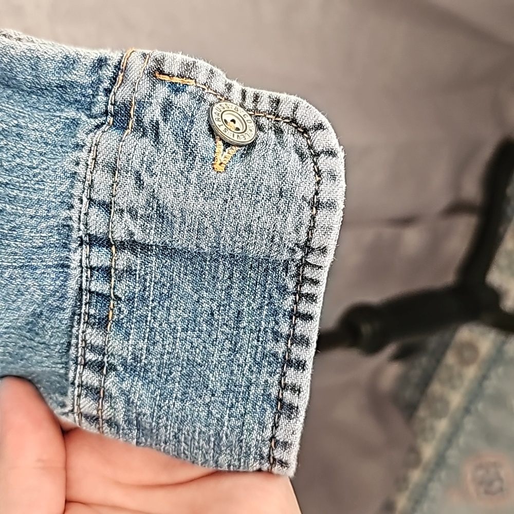 Levi's Dry Goods Vintage Denim Button Down Shirt - Picture 4 of 10